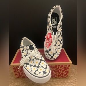 NEW Vans Doheny 8.5 Skate Shoe VN0A3MVZJBW Flower Checkerboard Daisy Athletic